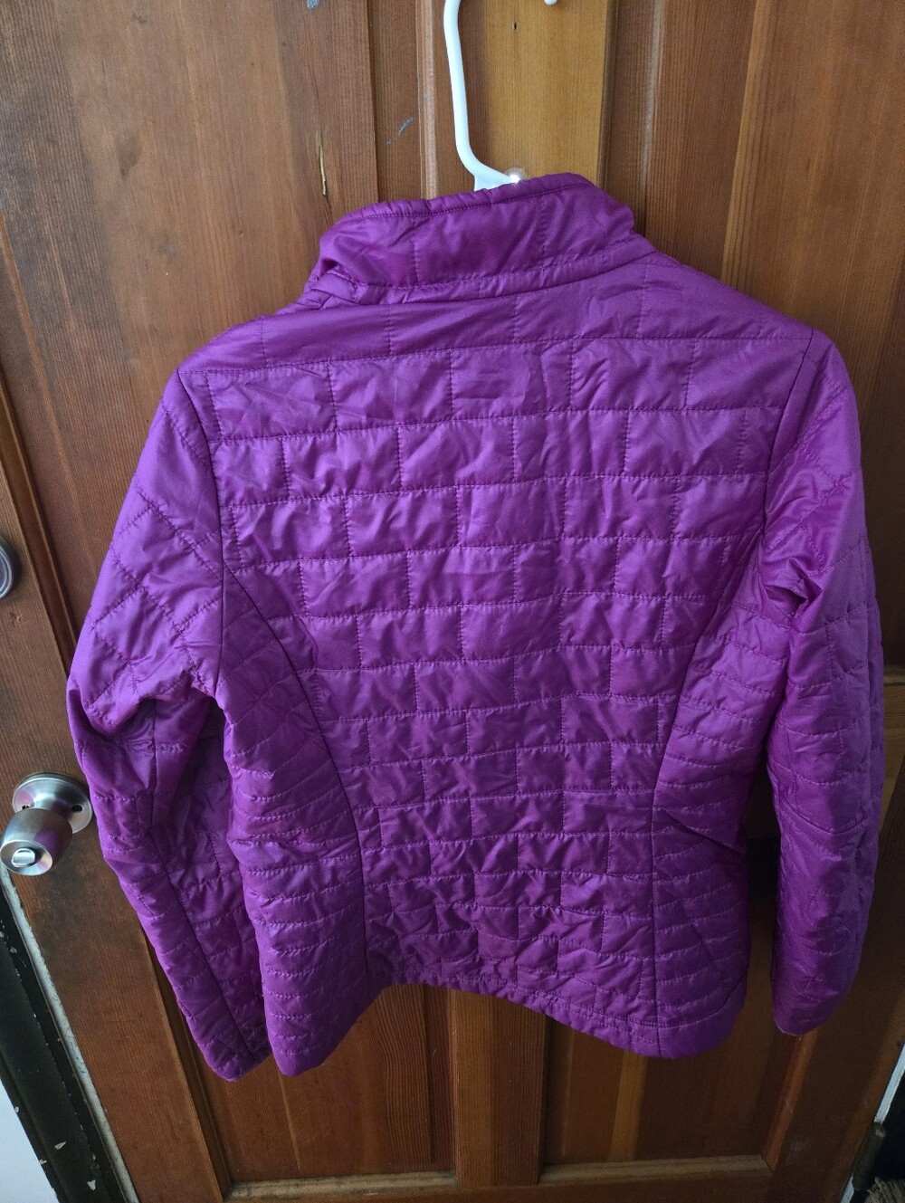 Patagonia Women's Quilted Puffer Jacket - Magenta - Picture 4 of 8